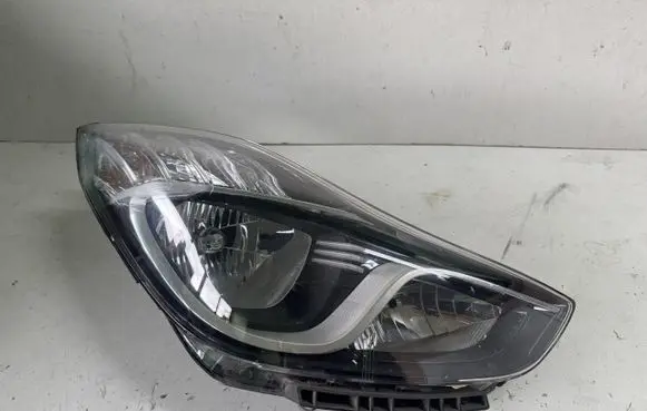 Hyundai ix20 Headlight/headlamp