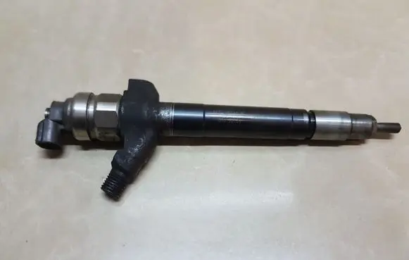 Ford Transit Fuel injector 6C1Q9K546AC