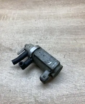 Audi A6 S6 C5 4B Vacuum valve 059906627A