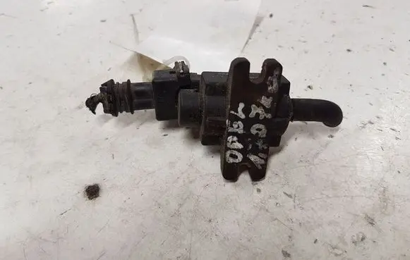 Opel Astra H Vacuum valve 72244800