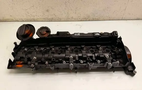 BMW 3 E90 E91 Rocker cam cover 7823181 35768070