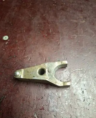 Toyota Corolla Verso E121 Fuel Injector clamp holder