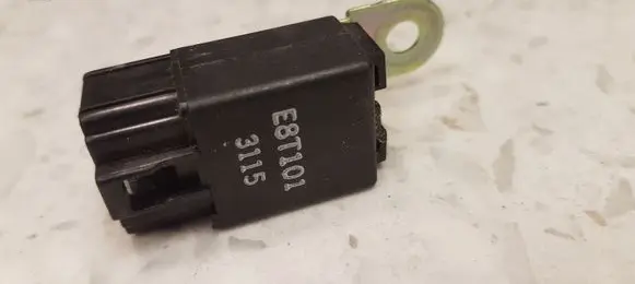 Mitsubishi Pajero Other relay E8T101
