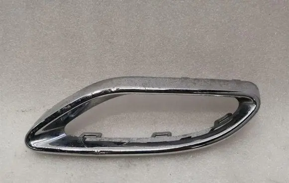 Mercedes-Benz GLE (W166 - C292) Front bumper splitter molding A0008850174