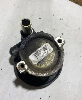Renault Scenic I Power steering pump 26090956