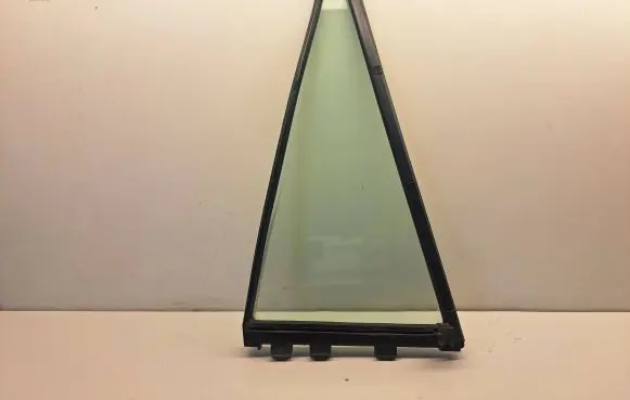 Rear vent window glass