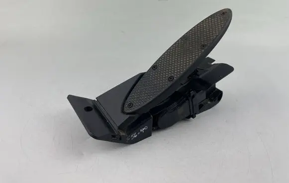 Mini One - Cooper F56 F55 Accelerator throttle pedal 6853177