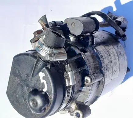 Mini One - Cooper Coupe R56 Power steering pump 7625477132 7625974136 6769961