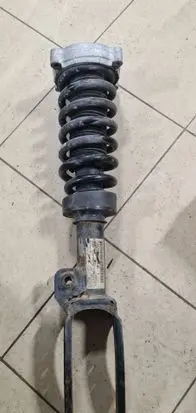 Audi Q7 4L Front shock absorber/damper 7L8413032G