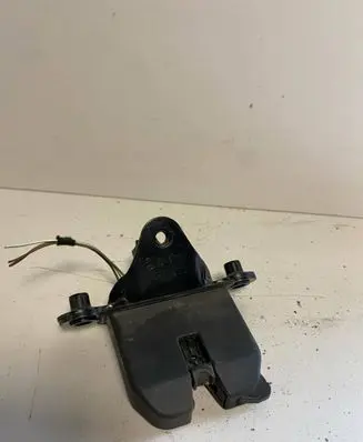 Skoda Octavia Mk2 (1Z) Tailgate/trunk/boot lock/catch/latch 1Z5827501D BN3CZ