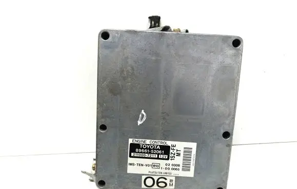 Toyota Yaris Engine control unit/module 8966152061