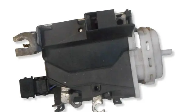 Audi 100 S4 C4 Front door lock 4A1837015B