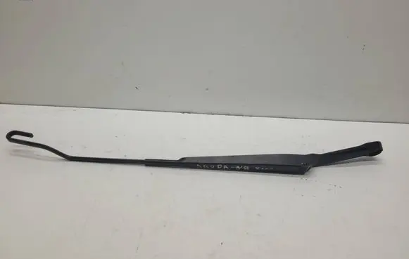 Skoda Octavia Mk1 (1U) Front wiper blade arm 1J1955409