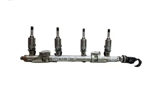 Volkswagen Golf VII Fuel injectors set 04E133320D 0261500354