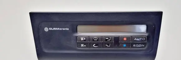Volkswagen PASSAT B4 Climate control unit 3A0907044A 98G72496110