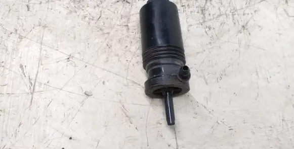 Volvo S80 Windscreen/windshield washer pump 1013229 091207A 160725