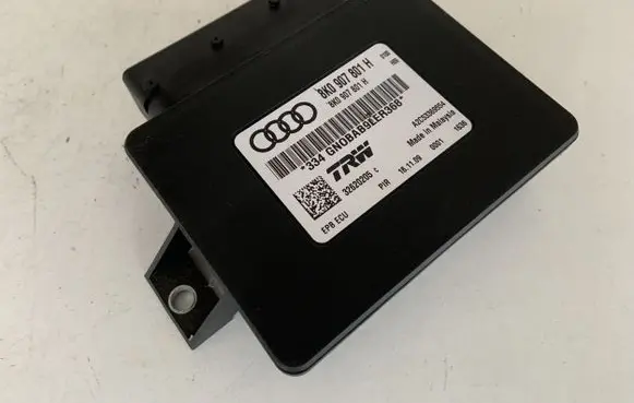 Audi A5 8T 8F Hand brake control module 8K0907801H