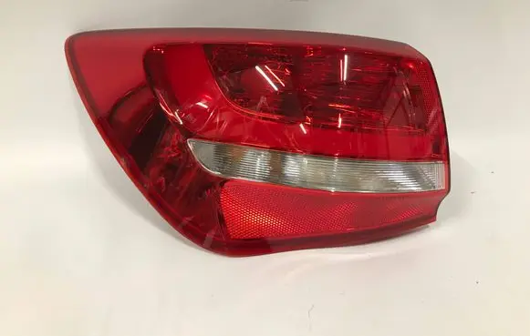 KIA Ceed Rear/tail lights 92401A2500 92401-A25