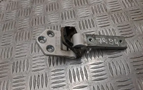 Volkswagen Caddy Rear door upper hinge 2K0827152C