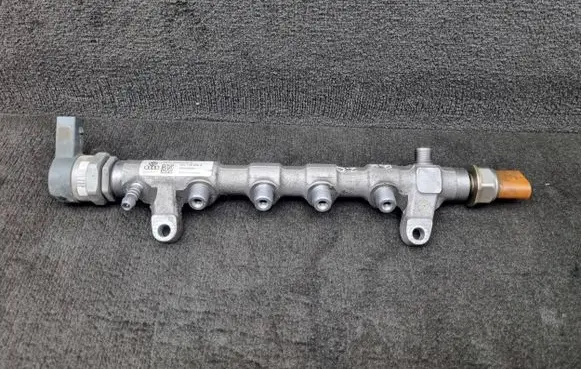 Audi A4 S4 B8 8K Fuel main line pipe 03L130089Q 057130764AB 03L906051