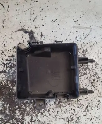 Renault Laguna III Fuse box set 284B10001R 319134136