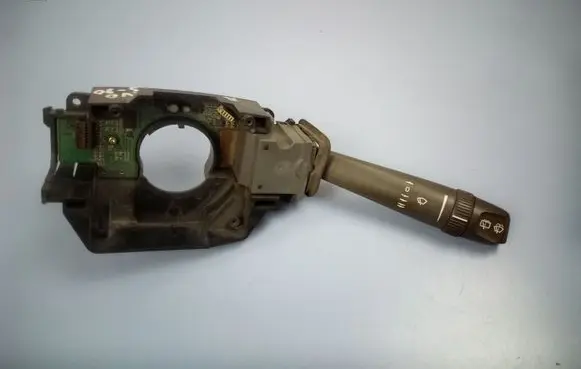 Volvo V70 Wiper control stalk 9452394 00W44A