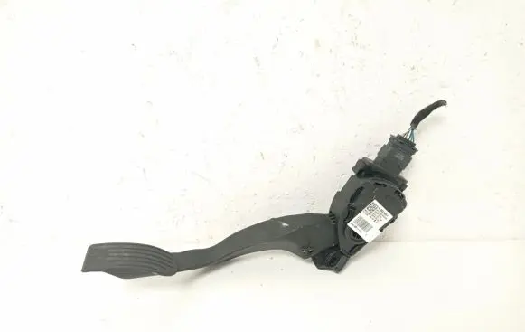 Opel Crossland X Accelerator throttle pedal 9835904680