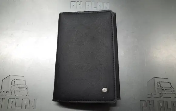 Lexus IS 220D-250-350 Owners service history hand book 