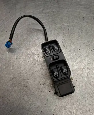 Mercedes-Benz C W203 Electric window control switch A2038218051 221001N003