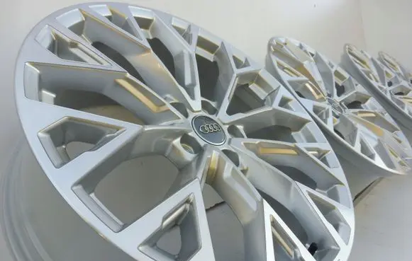 Audi RS3 8Y R19 alloy rim 8Y0601025BN