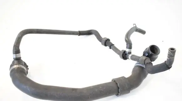 Volkswagen PASSAT B8 Engine coolant pipe/hose 3Q0122101AN