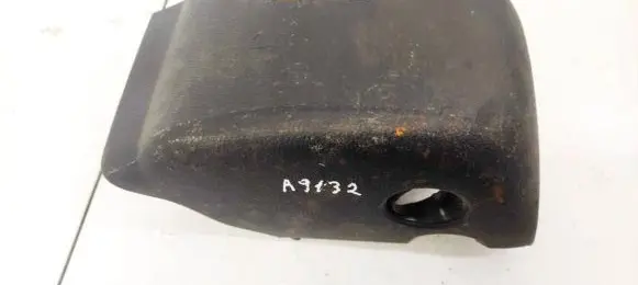 Volkswagen Jetta V Steering wheel column trim