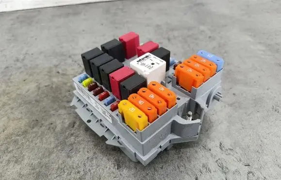 Fiat Croma Fuse box set 51738102