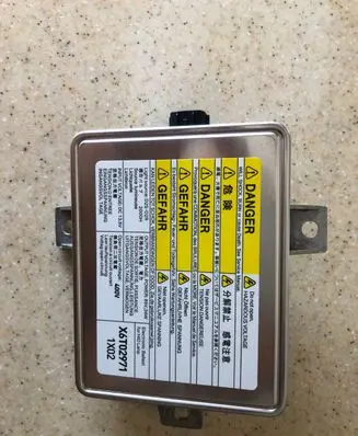Mazda CX-5 Headlight ballast module Xenon X6T02971