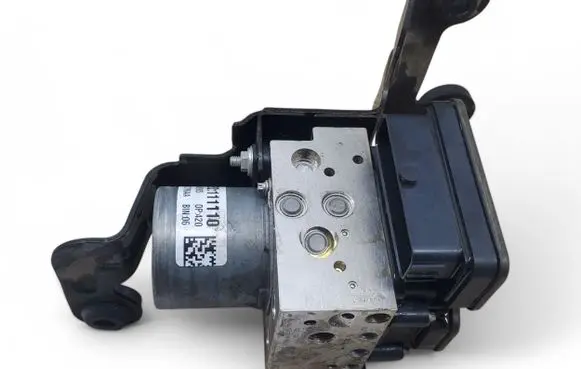 Chrysler Pacifica ABS Pump 68352786AA P68352786AA
