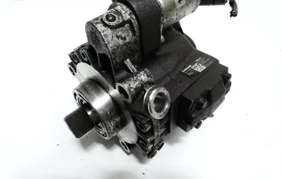 Ford Mondeo MK IV Fuel injection high pressure pump 9685705080 A2C27100268