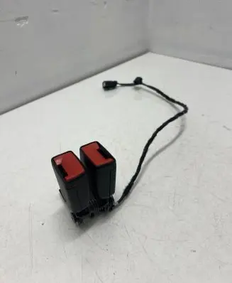 Ford Fiesta Middle seatbelt buckle (rear) H1BBA613K21AD