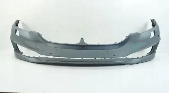 BMW 5 G30 G31 Front bumper 7385336