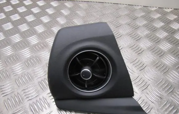 Toyota Auris E180 Rear air vent grill 5540402450 T4100