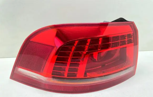 Volkswagen PASSAT B7 Rear/tail lights 8AF945207B 2SK01074501