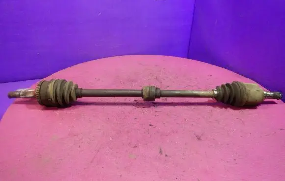 Nissan Primera Front driveshaft