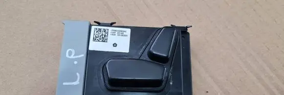 Chrysler Pacifica Seat trim P68233963AC 10126325