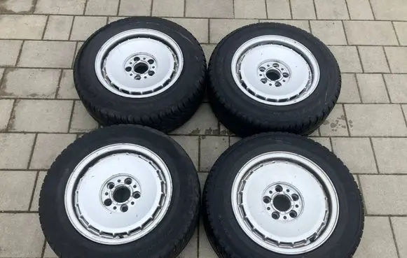 BMW 7 E32 R15 alloy rim 1180324