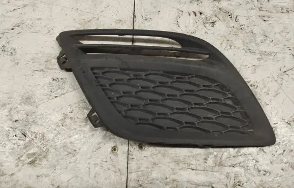 Volvo XC60 Front bumper lower grill 31290658