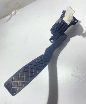 Audi Q7 4L Accelerator throttle pedal 7L0723507E 6PV00802626