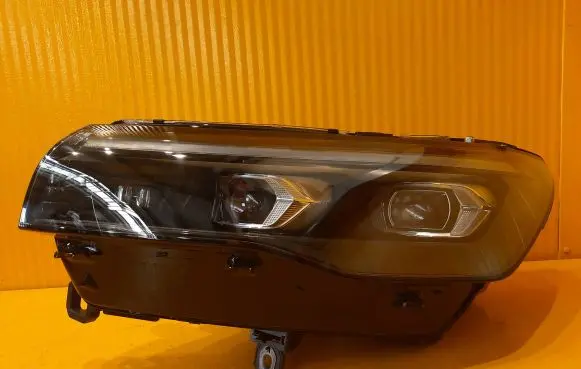 Volkswagen Tiguan Headlight/headlamp 571941059E
