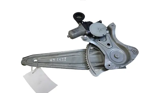 Toyota Auris 150 Rear door window regulator with motor 857200D120 973581100