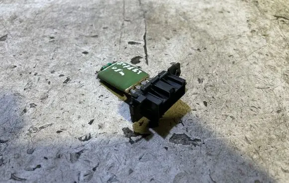 Peugeot Expert Heater blower motor/fan resistor