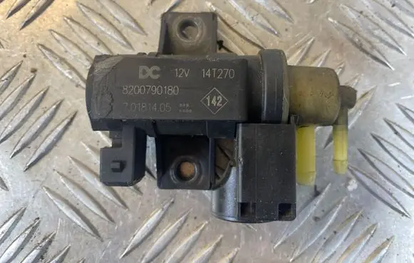 Opel Vivaro Turbo solenoid valve 8200790180 14T270 70181405