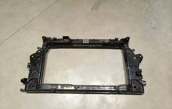 Renault Captur II Radiator support slam panel 625009677R